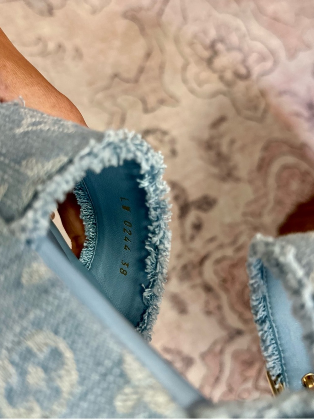 Size 38 100% authentic Louis Vuitton wedges denim - Picture 15 of 15